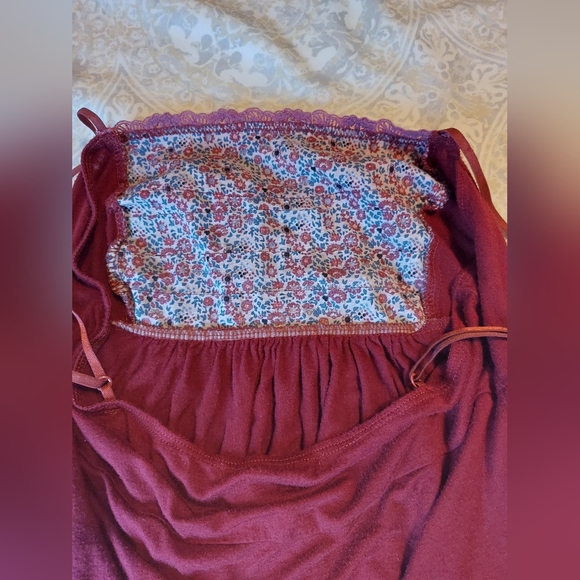 Womens Top, Large, Tank/Undershirt- Wine and Blue - Picture 11 of 11